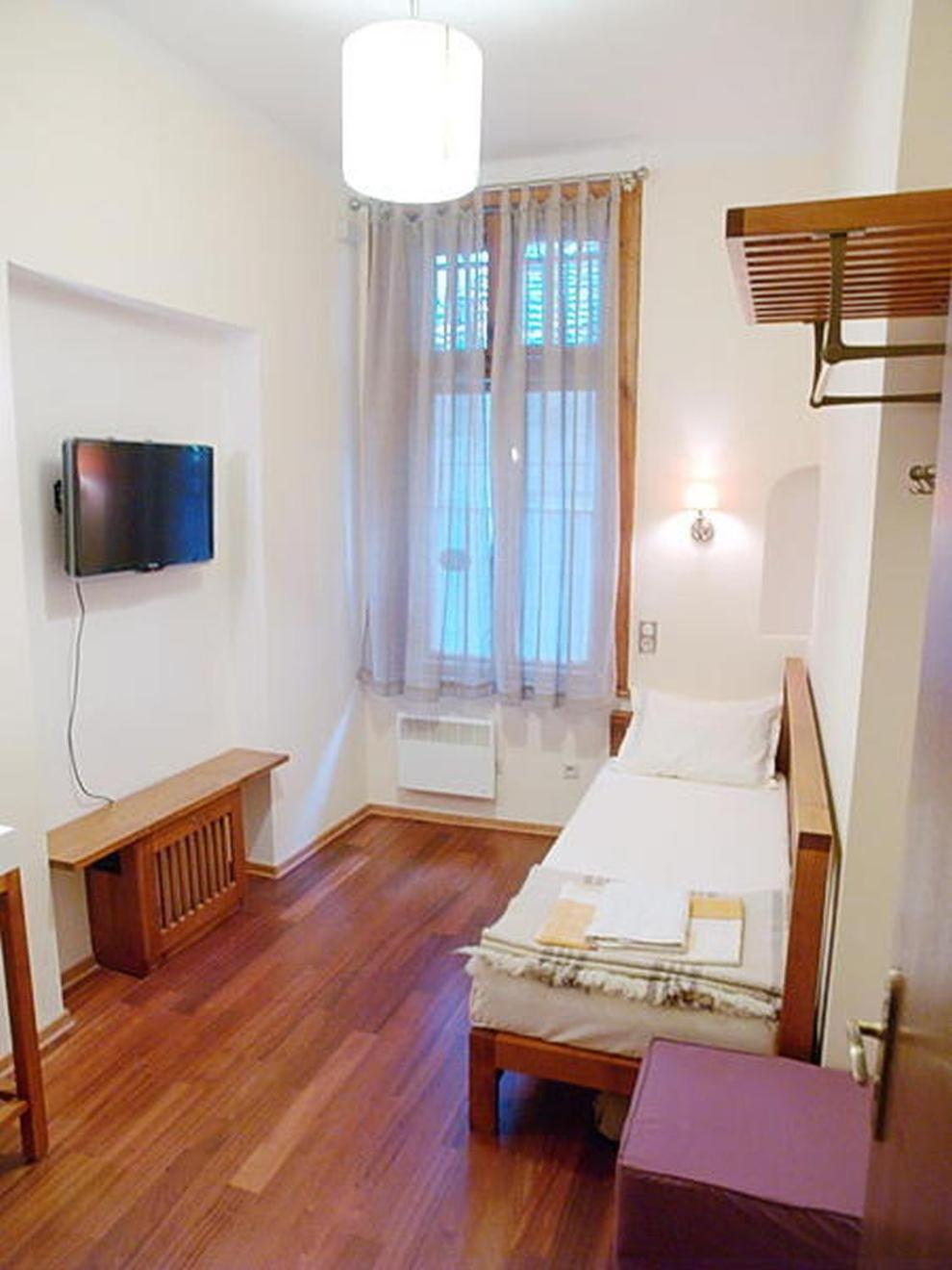Balkan Rooms & Studios In Downtown София Экстерьер фото